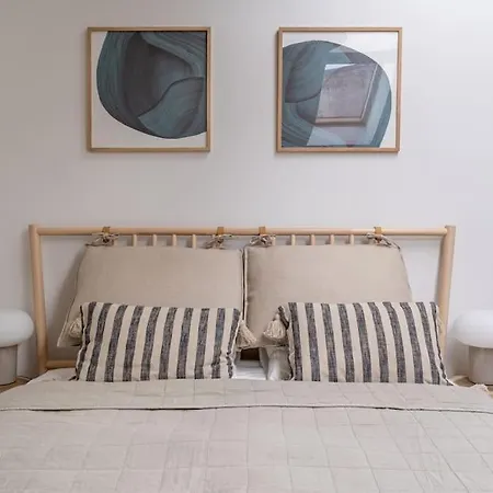 Apartment Warm 2bd Centre Riga