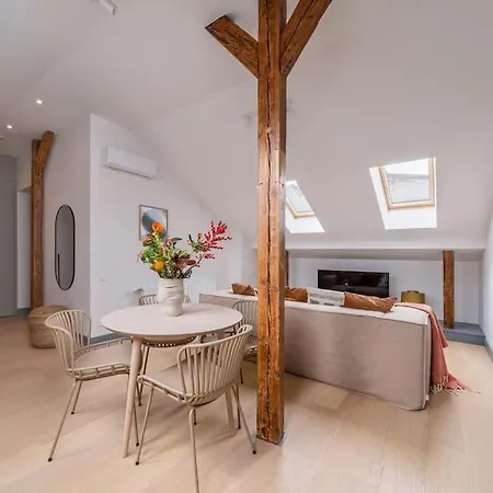 Warm 2bd Centre Apartment Riga